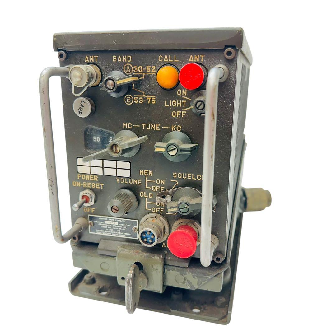 軍用無線　RECEIVER RADIO R-442/VRC No.5549 US ARMY Receiver Radio R-442 (XC-1)/VRC-12 **SN: 12**!! Power