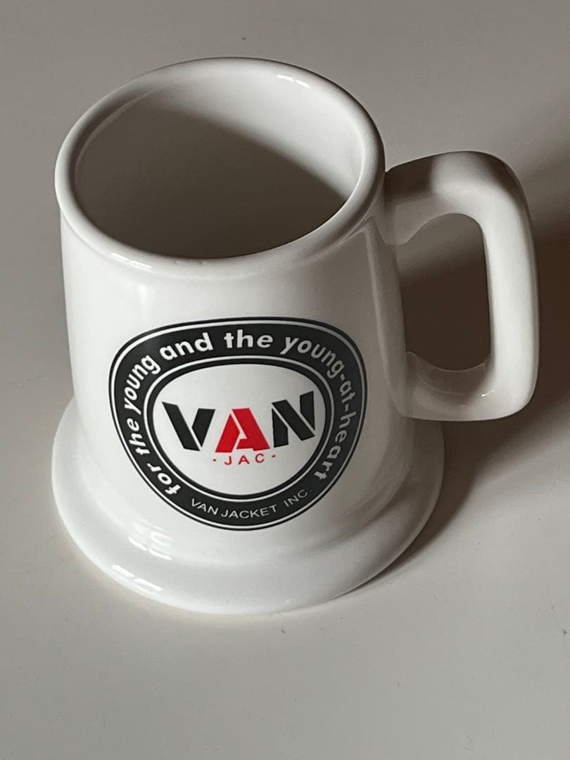 VAN JACKET 陶器 BIG マグカップ 非売品 ディスプレイ 中古品 - メルカリ