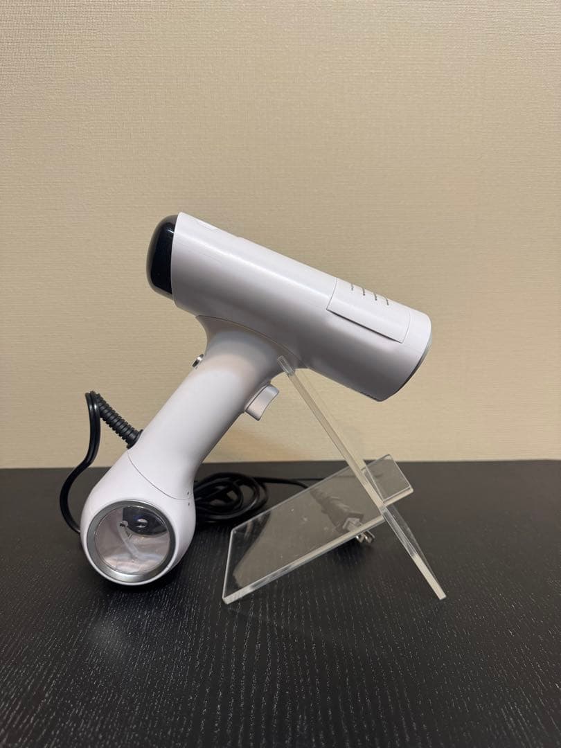 Morus V6 真空吸着式衣類スチーマー ホワイト - メルカリ