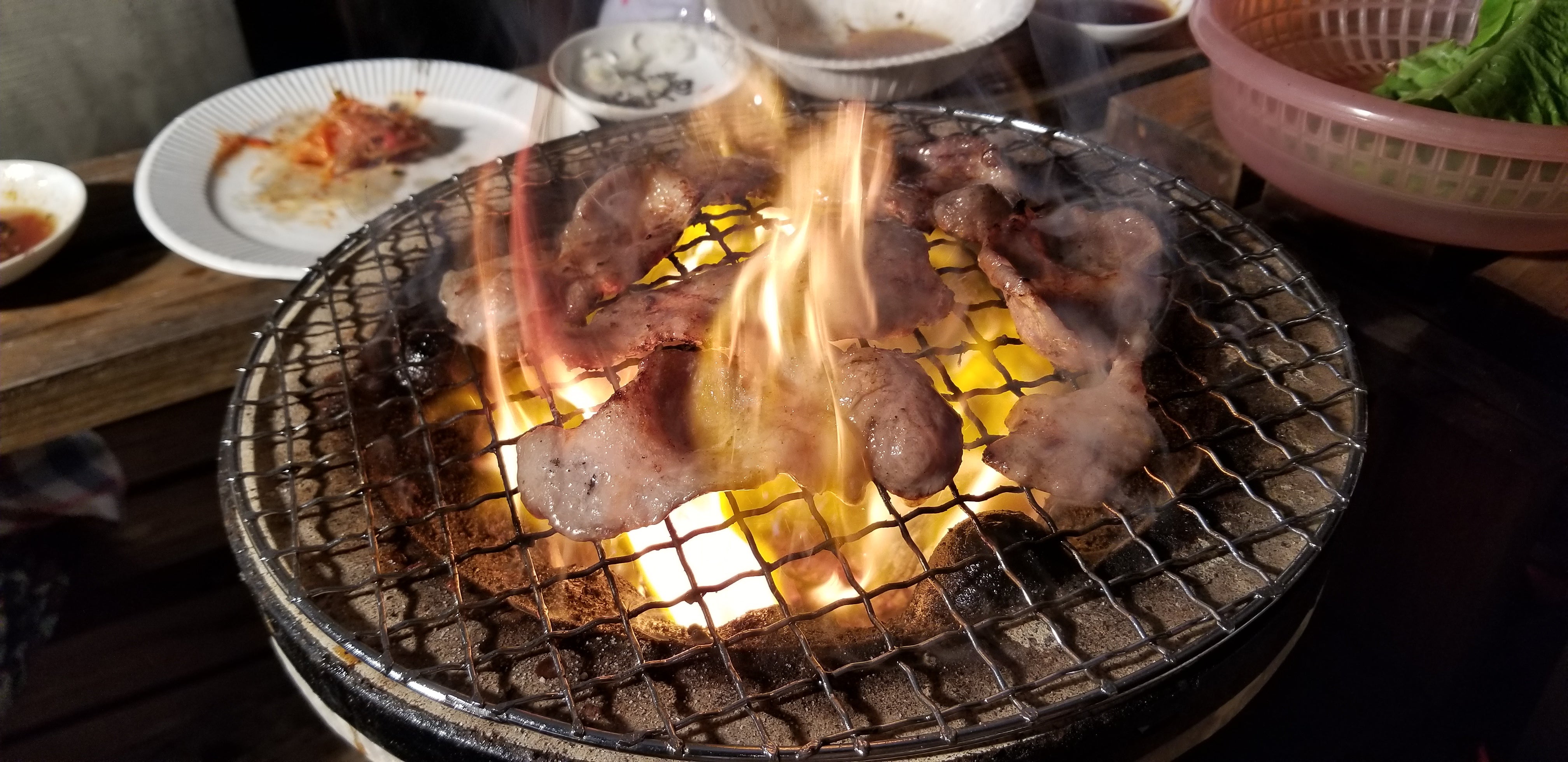 コゲたって大丈夫！毎週BBQしている人が考えた、両面焼ける少し重い