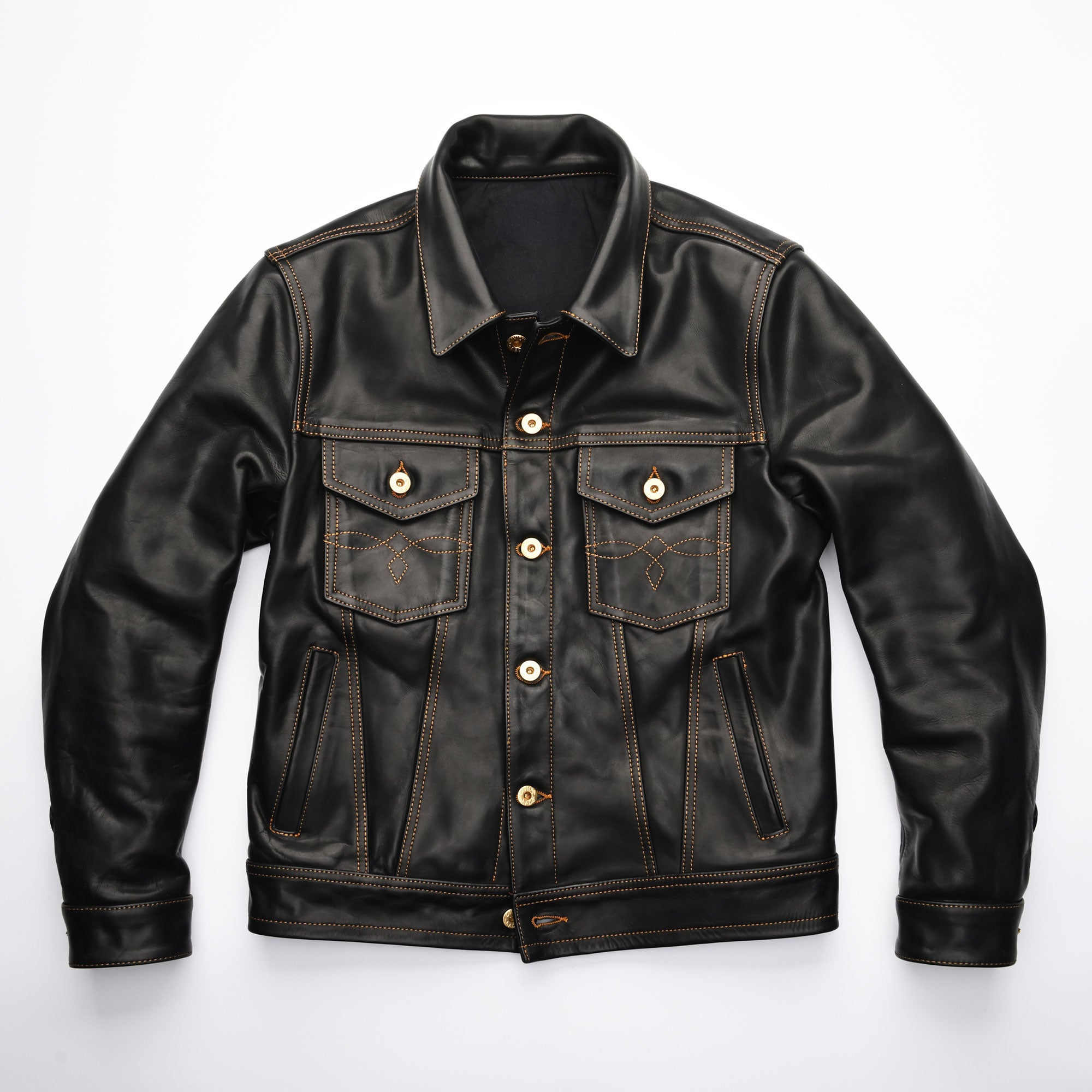 羽織るだけで様になるトラッカージャケット・黒芯馬革レザージャケット