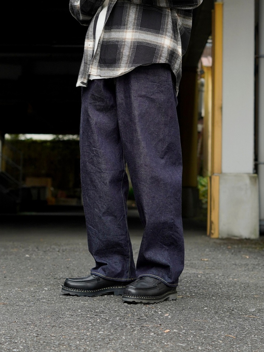 GOLD ゴールド 東洋エンタープライズ 14oz. ブラック ワイドデニム GOLD（ゴールド）】東洋エンタープライズが手掛ける新作のデニムパンツ