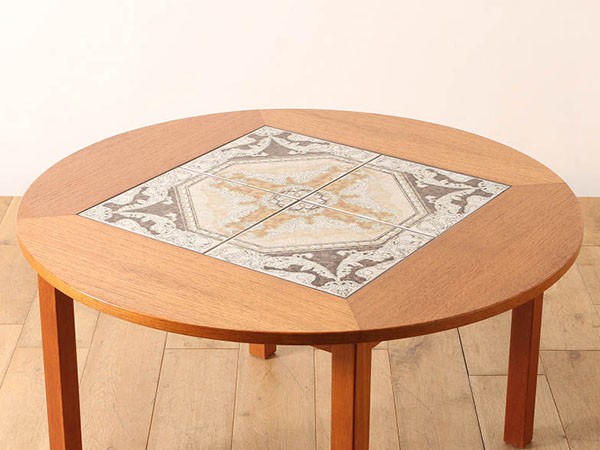 Lloyd's Antiques Real Antique Tiled Round Coffee Table / ロイズ